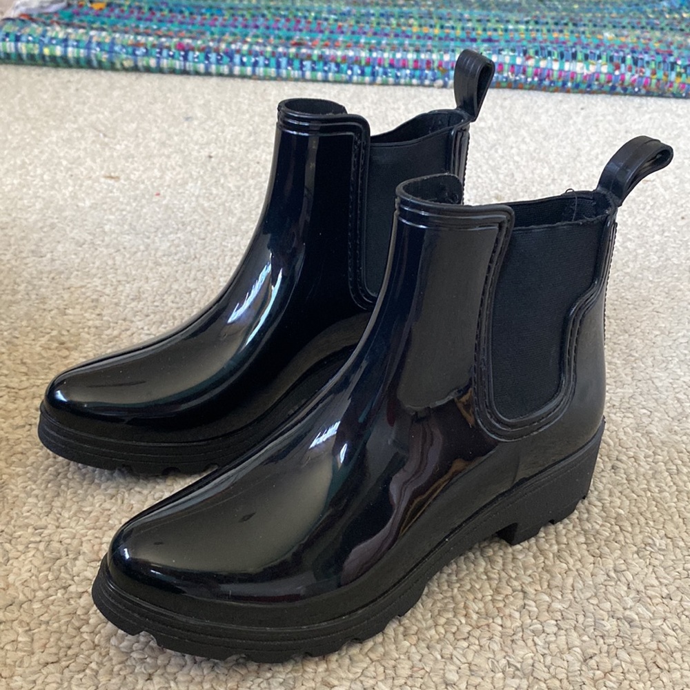 Size 8 Black Boots Capelli Brand